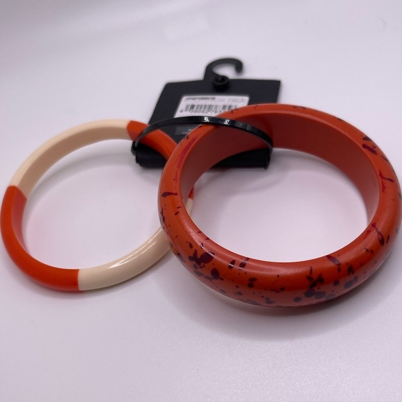 Free Press Bangle Bracelets - Picture 5 of 5